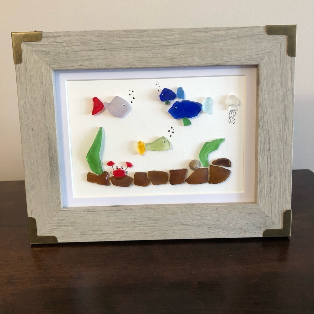 SEA GLASS ART Handmade Sea Glass Fish Aquarium Framed Art - Multicolor